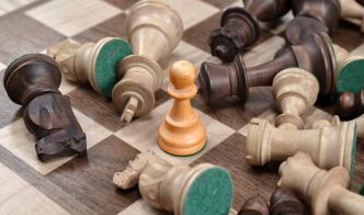 how does a pawn move